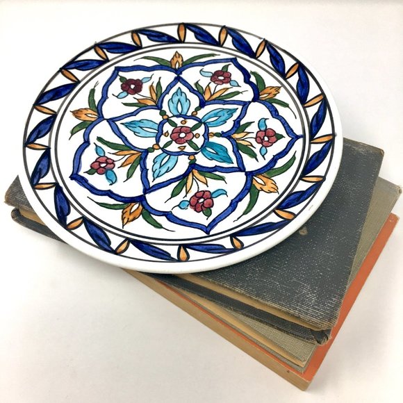 1980s Hand Painted Made in Greece Floral Round Ceramic Plate Wall Decor - Picture 7 of 16